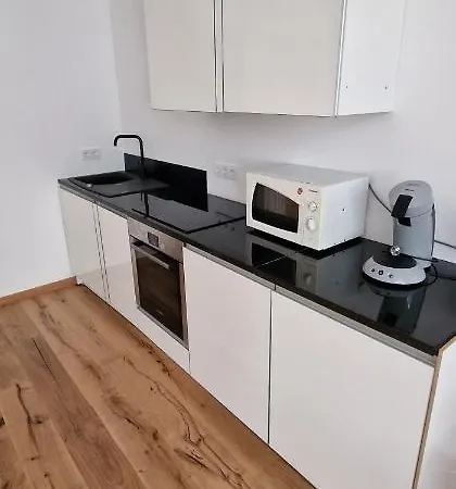 Mit Parkblick & Massagestuhl Lägenhet