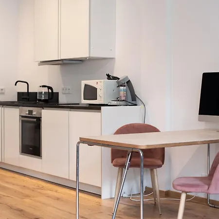 Mit Parkblick & Massagestuhl *